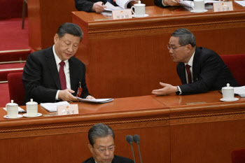 연설문에 16번 등장한 시진핑, 리창 총리는 ‘충실한 수행자’로