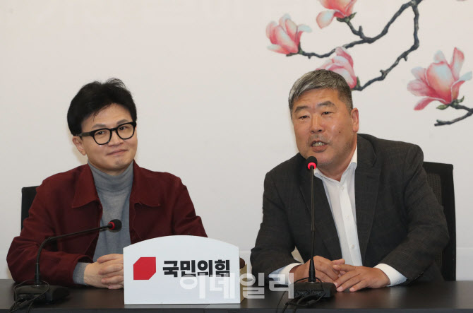 [포토]'발언하는 김동명 한국노총 위원장'