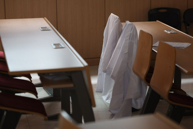 의대생 휴학신청 계속 증가…교육부 "29%만 요건 갖춰"