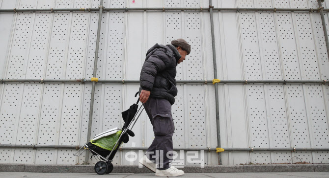 [포토]한국 노인빈곤율 후퇴