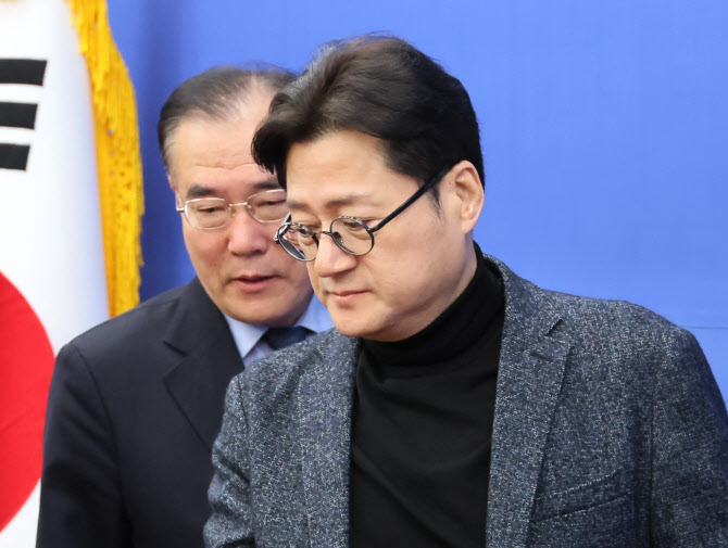 민주당, 이종섭 특검법 제출…“외교부·법무부장관 탄핵 추진”