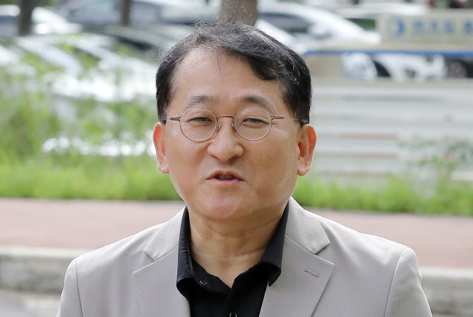 "文정부면 난리" 법무부, 이종섭 출금해제 비판 차규근 법적조치