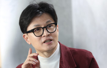 한동훈 "이재명·조국 '후진 세력', 대한민국 후진시키려 해"