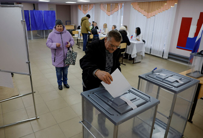 러시아 대선 투표율, 직전 67.5% 추월