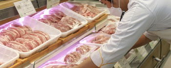 "삼겹살 비싼 이유?" 공정위, '돼지고기 가격 담합' 목우촌 등 현장조사
