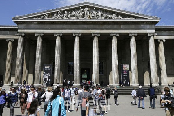 "'약탈 전시' 그만" 영국박물관, 4개국서 유물 반환 요구
