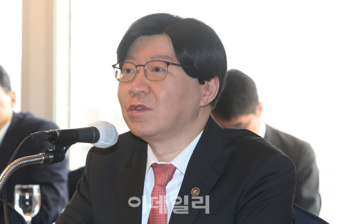김소영 "수출기업 만족도 높은 선물환 등 은행권 협조 구할 것"