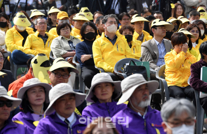 [포토]여전한 아픔…세월호 10주기 전국 추모 물결