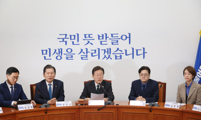민주, 연일 '채상병 특검' 수용 압박…"모든 화살표가 尹을 향해"(종합)