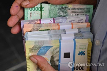 '킹달러'에 인도네시아 중앙은행, 기준금리 사상 최고치로