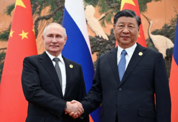 푸틴 "5월 중국 방문…시진핑, 진정한 남자"