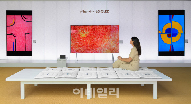 LG전자, ‘공감지능’ TV 올레드 에보에 故 김환기 작품 담는다