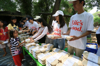 음식물쓰레기 배출 '세계 2위' 인니…LG전자, 캠페인 진행