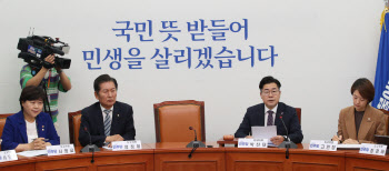 민주당 '채해병 특검' 수용 압박…"필요시 野6당 공동 행동"