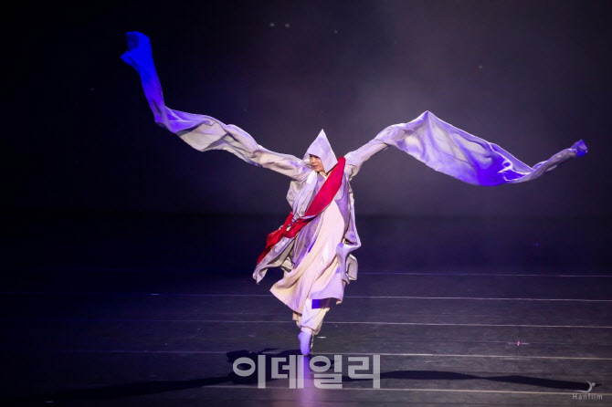 국경 넘은 우리 춤 계보 재조명…국립국악원 '조선춤방Ⅱ'