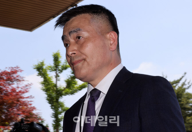 [포토]박정훈 전 해병대 수사단장, '채 상병 사건' 관련 공수처 출석