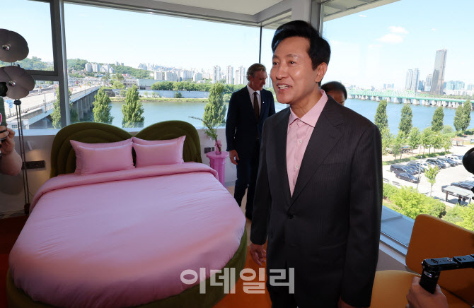 [포토]'한강대교 전망카페가 호텔로 변신하다'