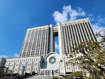 ‘국보법 위반’ 코리아연대 대표 1심 징역 2년 법정구속…"韓 질서 해악"
