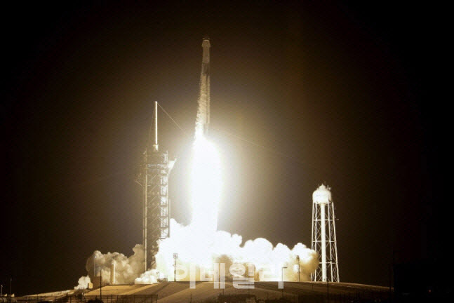 머스크의 스페이스X, 6일 네 번째 지구궤도 시험비행 도전