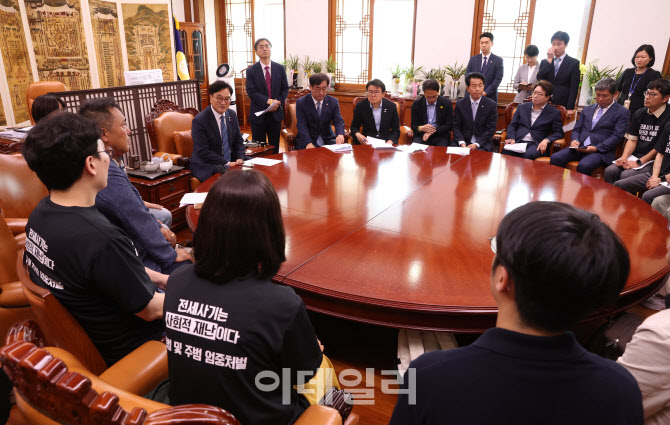 [포토]'전세사기 피해자들 만난 우원식 국회의장'