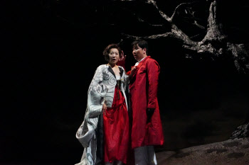 '한국적'인 것에 대한 새로운 시각 보여준 오페라 '처용'[리뷰]
