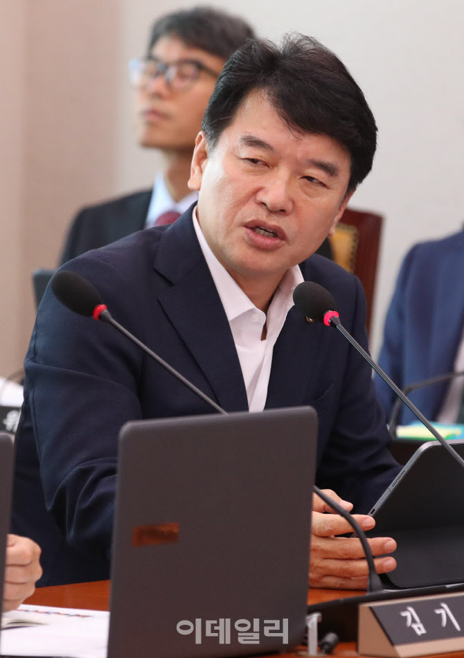[포토]국토위, '발언하는 문진석 의원'