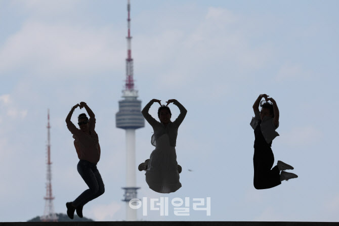 [포토]미세먼지 없는 맑은 서울 하늘