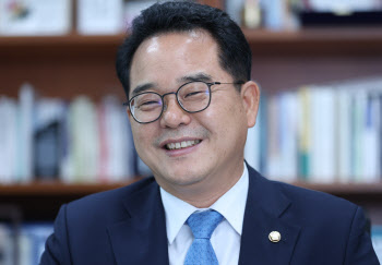 진짜 당원주권이란 이런 것…대의원 공개 선출한 민병덕[인터뷰]