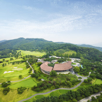 ‘확 바뀐’ 아시아나CC…금호리조트, 시설 개선 작업 완료