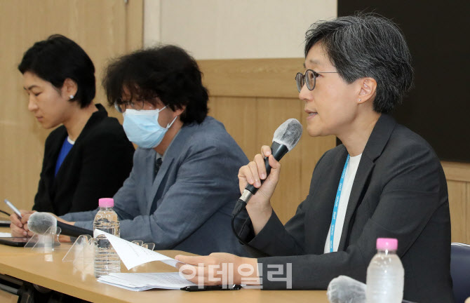 [포토]서울의대 교수들, '조규홍 복지부 장관께 드리는 의견' 기자회견