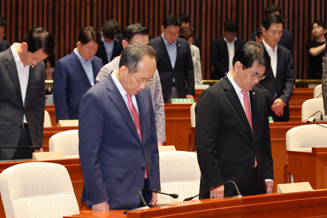 與 방송법 의장 중재안 거부 “이사진 선임 중단 불가”