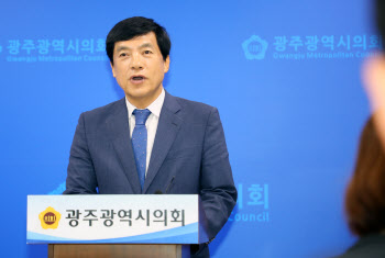 野이성윤 "전직 대통령도 검찰청서 조사…김건희 여사 공개소환 해야"