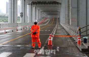 서울 잠수교·올림픽대로 여의상류IC 교통 통제