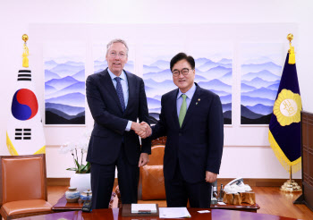 우원식 의장, 주한네덜란드대사 접견…"상호 경제성장 기여 기대"