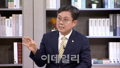 안도걸 "정부 세제 개편안, 부자감세 비판 피하기 어려워"[신율의 이슈메이커]