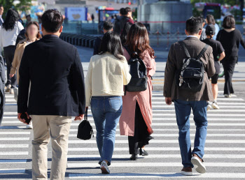 세계은행 "'성장 슈퍼스타' 韓, 중진국 함정 극복한 '모범사례'"