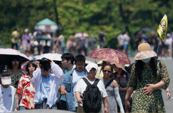 ‘열사병’으로 123명 죽은 일본...여행 가도 괜찮을까