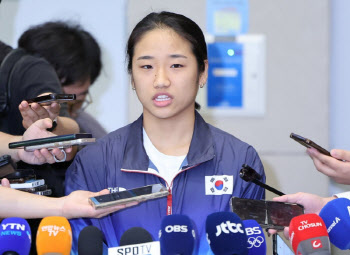 '세계 1위' 안세영 9억 버는 동안...13위, 97억 쓸어 담아