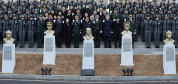 '이러지도 저러지도'…육군사관학교, 홍범도 흉상 이전 결정 '아직'