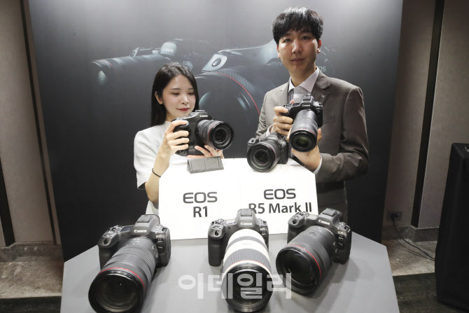 [포토]EOS R1 및 EOS R5 Mark II 정식 발표