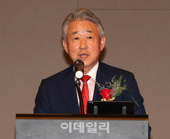 [포토] 축사하는 강호동 농협회장