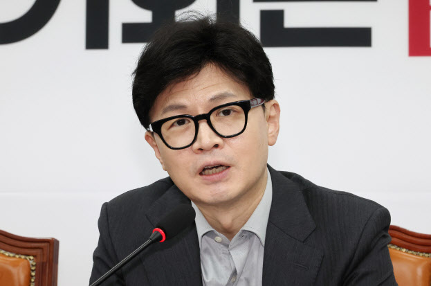 한동훈 “계엄이 장난인가?"…野에 괴담출처 요구