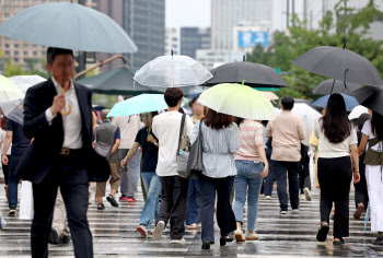 ‘낮 최고 33도’…비 소식에도 가을 늦더위는 ‘계속’[오늘날씨]