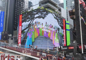 서경덕 "추석맞이 '한복 챌린지'로 中 '한복공정' 대응"