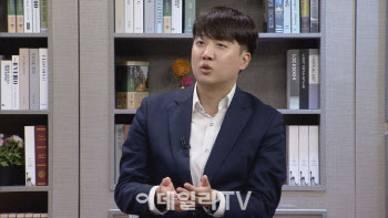 이준석 “한동훈, 그저 ‘술 안먹는 윤석열’”…냉정한 평가