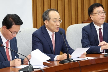 추경호 “野, 원전수출 실패 바라는 저주…정치공세 국경안에서 멈춰야”