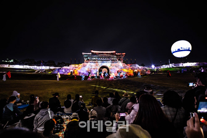 가을, 문화예술로 물드는 수원화성...수원시 3대 축제 개최