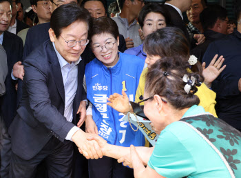 한동훈·이재명·조국 대리전 된 10·16 재보궐선거…단일화가 변수