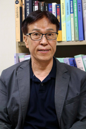 '금융법 전문가' 이상복 교수 "추경호, 금투세 필요성 잘 알고 있다"[인터뷰]