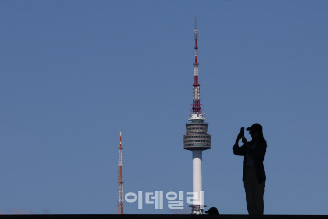 [포토]구름 한점없는 가을하늘